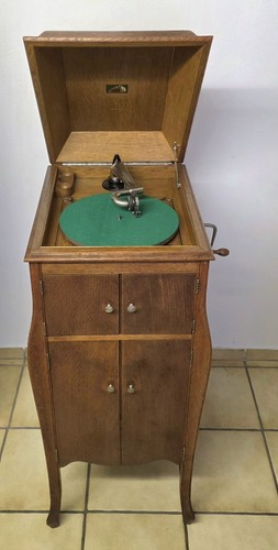 Schrankgrammophon von his - schrankgrammophon,