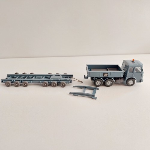 Mes 879 wiking man - 1:87,