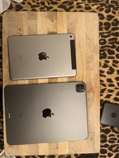 Apple iPad Pro 11 (2020) 128 GB und iPad 4 Mini 128GB Space Gray