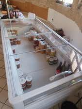 SB-Verkaufskühltheke, B 200 cm - T 98 cm, neuwertig, NP: 6.000 €, VB: 2.500 €