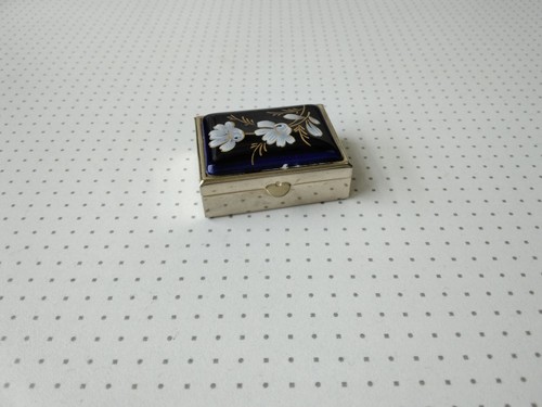 Vintage pillendose schmuckbox - pillendose,