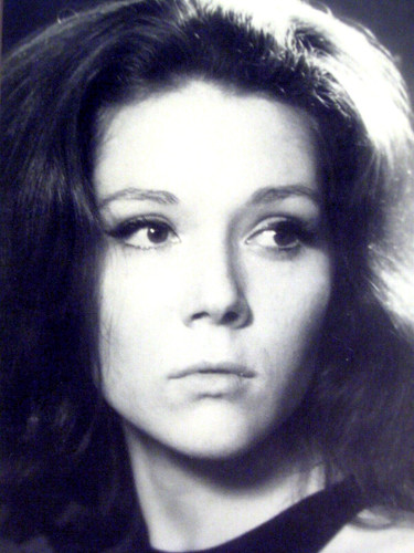 Diana rigg avengers - rigg, schirm