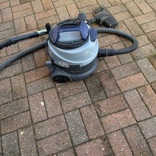 Nilfisk VP100 10L 880W