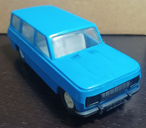 Ddr spielzeugauto wartburg - spielzeugauto,