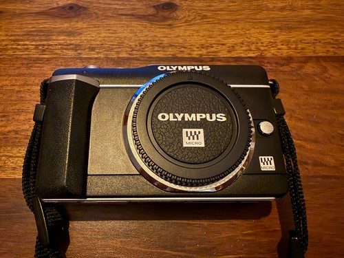 Olympus pen pl1 - olympus, e-pl1