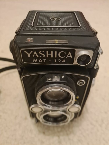 Yashica mat 124 - yashica-mat,