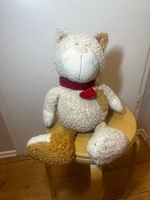 Katze Nici Plüschtier Love mit Herz Halsband Stofftier 50 cm beige braun