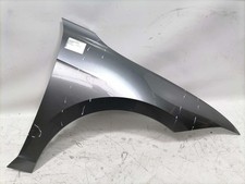 VW Passat 3B9 original Kotflügel vorn rechts Graumetallic Bj.2024 