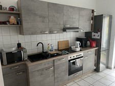 Küche inkl. Kühlschrank, Herd, Backofen & Spülmaschine 