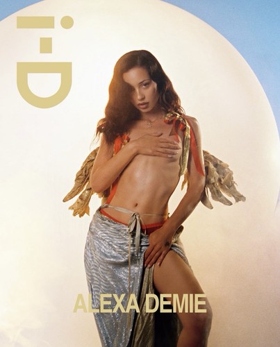 Magazine alexa demie - magazine,