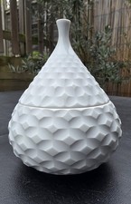 Vista Alegre Plissé Porzellan