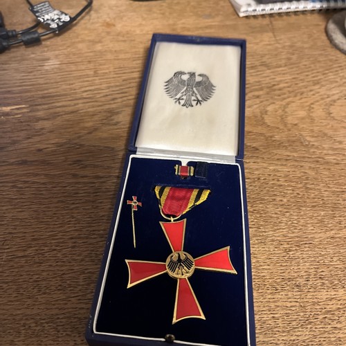 Orden bundesverdienstkreuz - orden,