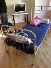 Antikes Eisenbett, 90 x 200 cm, komplett und funktionstüchtig, Gebrauchsspuren