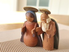 2 Krippenfiguren Maria Josef
