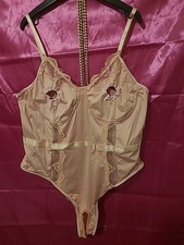 Leichter Body Ouvert 100-105 C