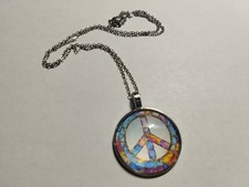 Halskette mit Anhänger