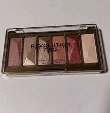 Revolution Pro Shadow Palette Mesmerizing ,Schimmernd und Matt, Neu