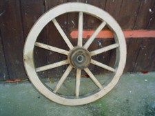altes Rad Holz Wagenrad Ø 58cm mit 10 Speichen Speichenrad Rad