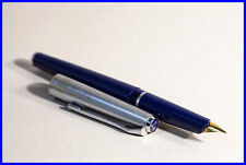 1970 hergestellt PELIKAN P12 Patronen Füller in blau & Stahl F Feder - P20 Kappe