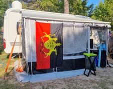 Thule OMNISTOR 1200 MIT HAHN