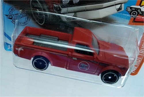 2020 hot wheels datsun - hot, in