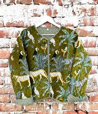 Indisch Grün Wald Bedruckt