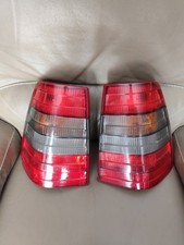 Satz Rückleuchte rauchgrau rot original ULO für Mercedes W124 Kombi S124 