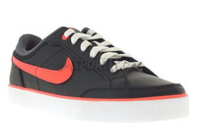 Gr. 36,5 NIKE Capri Sneaker Turnschuhe schwarz wie neu TOP 36 37