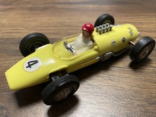 Cooper in gelb für Carrera Universal 132