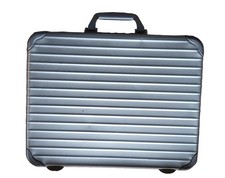 Alu RIMOWA Topas Slim