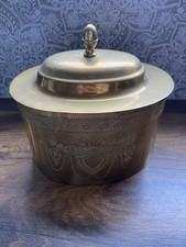 Hübsche Art deco Messing ?Dose Hübsche Zier
