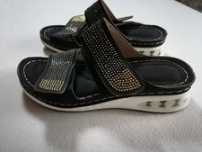 Riemchen-Pantoletten -