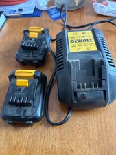 DeWalt 10,8V Ladegerät mit 2