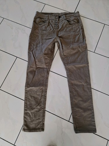 Gina gepflegte olive - gina***gepflegte,