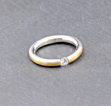 Exklusiver Designer SPANNRING mit BRILLANT Solitär | 950er Platin & 750er Gold