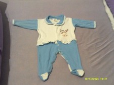 BABYSTRAMPLER , Weiß/Blau , Jungen , Gr. ca. 50 - 56 cm - BEBE