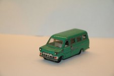 Ford Transit Bus Spielzeug