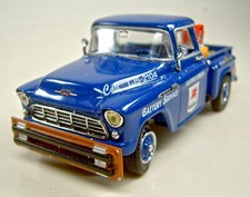 Matchbox Models of Yesteryear YRS03 1956 Chevy 3100 Pick-up "Batterie Service" 