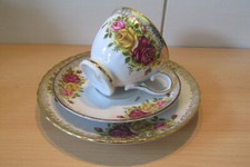 Winterling Kirchenlamitz Porzellan Sammeltasse 3 teilig Rosen/Golddekor