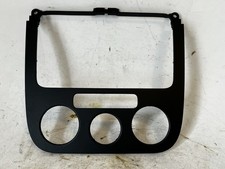 VW Golf 1K Jetta Rahmen Radio Blende Verkleidung  / 1K0858069F