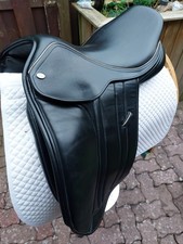 VS / Dressursattel  17,5 - 18 Kurz Breit Renver Selten Traber Gangpferd Maße