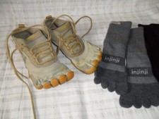 Vibram Five Fingers V-Trek soft women Gr. 38 mit 5 Paar Zehensocken