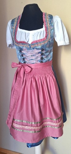 Schönes klassisches dirndl - ,