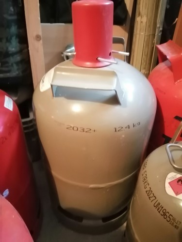 Gasflasche grau leer - gasflasche, 11