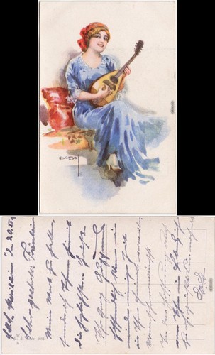 Frau spielt - frau,