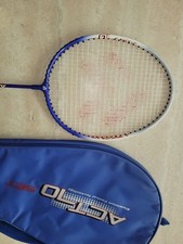 Badminton Schläger mit Tasche Und 2 Feder Bälle. 