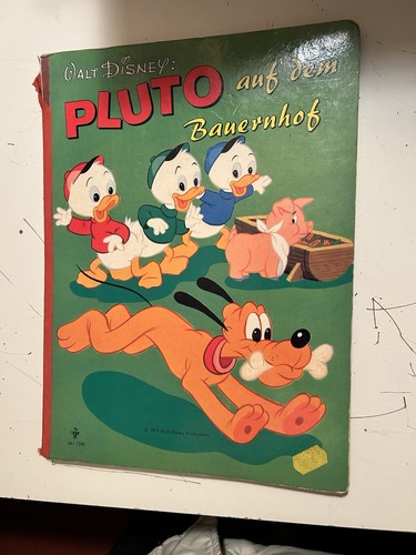 Pluto auf dem - , bauernhof