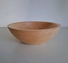 Schöne gedrechselte Schale