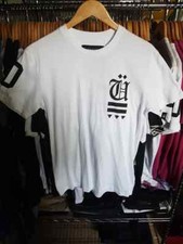 1 T-Shirt Herren T-Shirt UNKUT