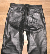 Herren- Lederjeans / Lederhose in schwarz aus Glattleder Gr. 48 ca. W33 / L30-31